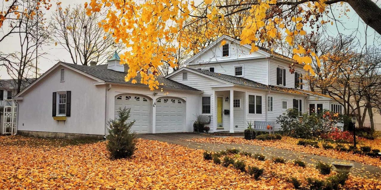 Budget-friendly ways to renovate an Autumn House