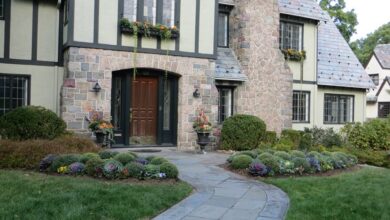 Autumn House landscaping ideas for fall foliage